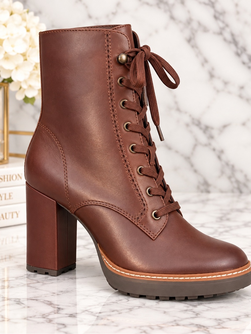 Naturalizer Callie Chocolate Brown Leather Lace-Up Heeled Booties NWT 9M